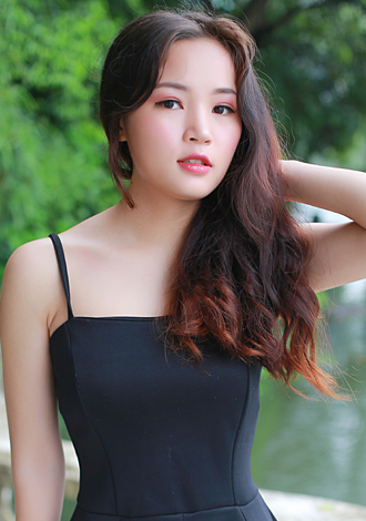 Hundreds of gorgeous pictures: beautiful Asian member member Xiaolin(Cindy) from Chongqing