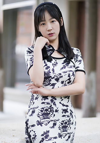 Gorgeous member profiles: Qing mei, Asian Member member